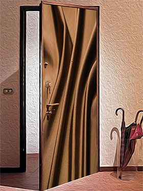 Использование ткани в оформлении полотна двери